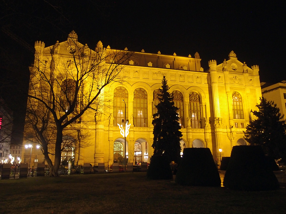 Предновогодний вечерний Будапешт. Немного фотографий.